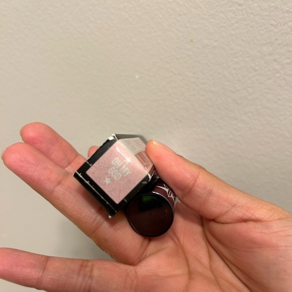 Jeffree Star Velour Liquid Lipstick in Oh My God - Picture 3 of 3